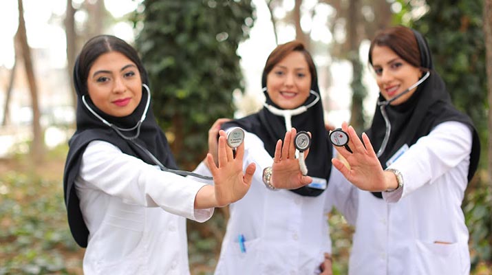 اولین پزشکان زن ایرانی