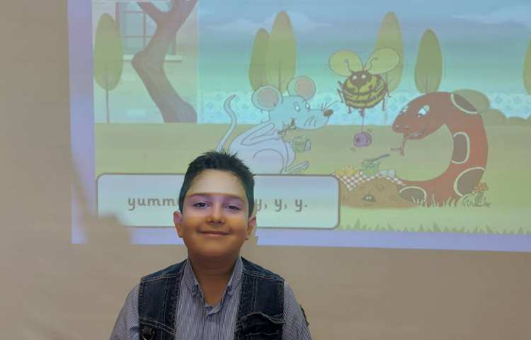 اکشن حرف Yy 2