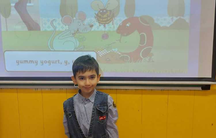 اکشن حرف Yy 3