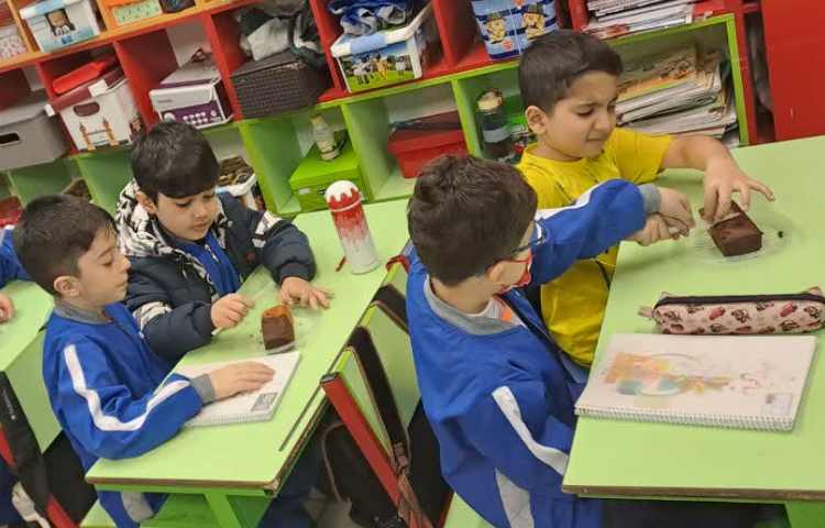 ایجادانگیزه برای اموزش تساوی و مقایسه کسر 4