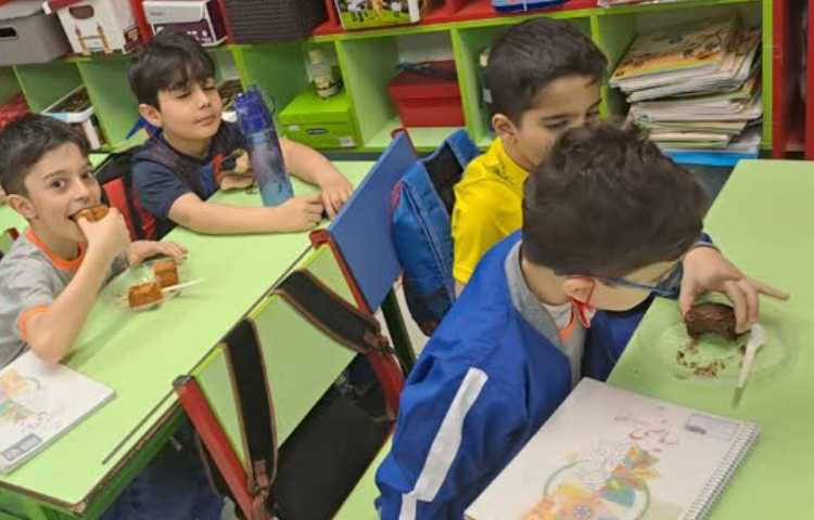 ایجادانگیزه برای اموزش تساوی و مقایسه کسر