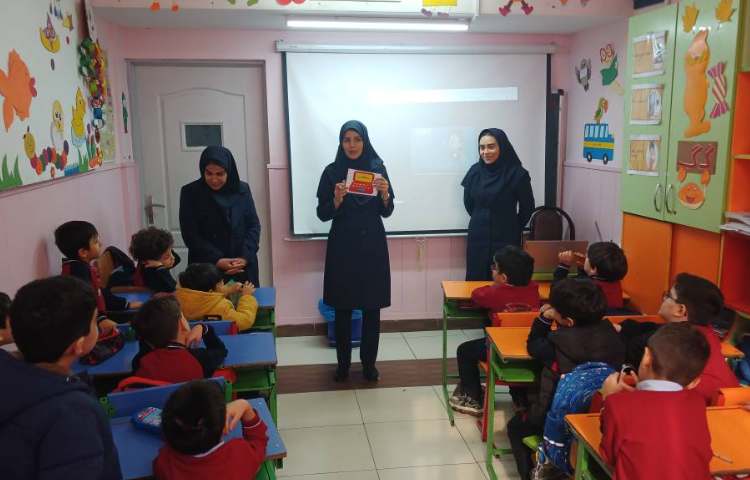 ایجاد انگیزه با املا لپ تاپی 7