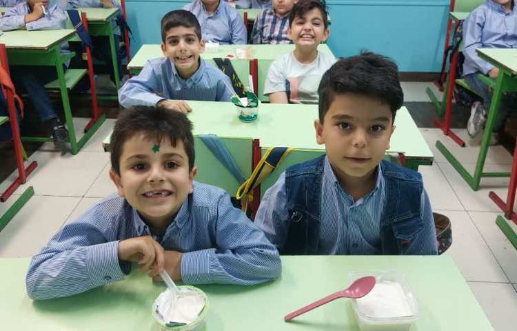 ایجاد انگیزه حرف Yy به همراه صدا و action 3