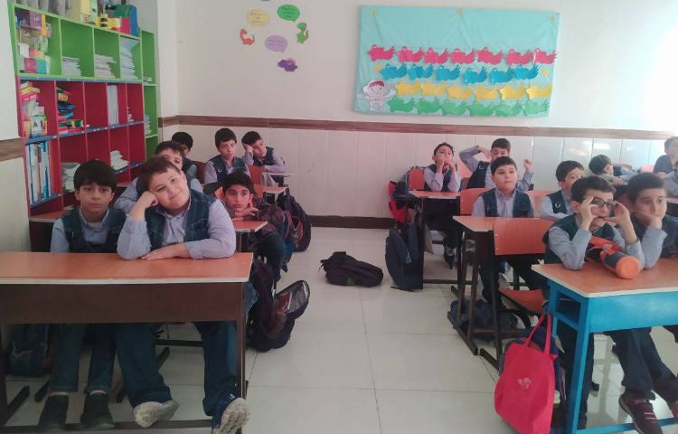 ایجاد انگیزه درس علوم ، دیدن کلیپ مربوط به درس دوم 3