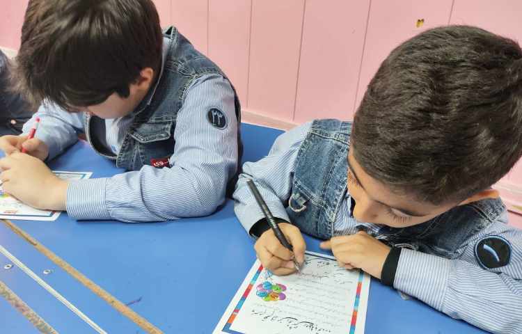 ایجاد انگیزه نوشتن با خودکار 1