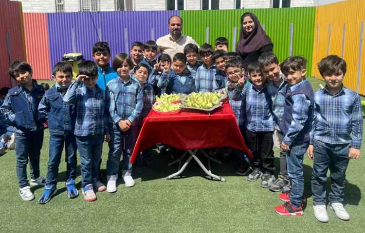 ایجاد انگیزه و جشن یادگیری متفاوت نشانه ط دانش آموزان پایه اول دبستان 3