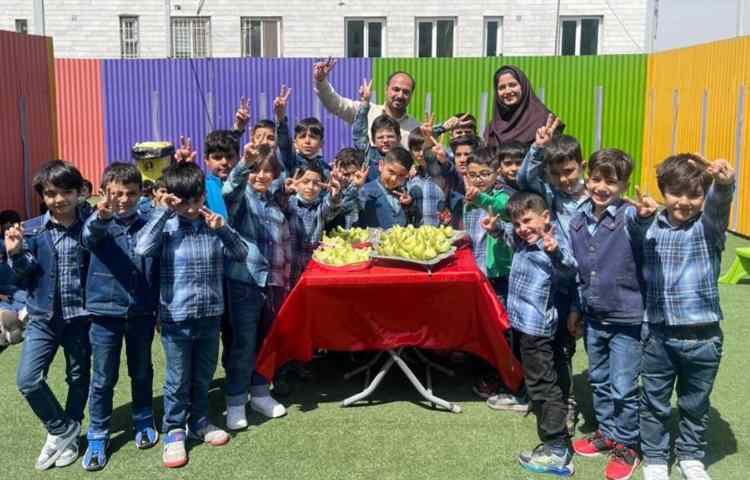 ایجاد انگیزه و جشن یادگیری متفاوت نشانه ط دانش آموزان پایه اول دبستان 12