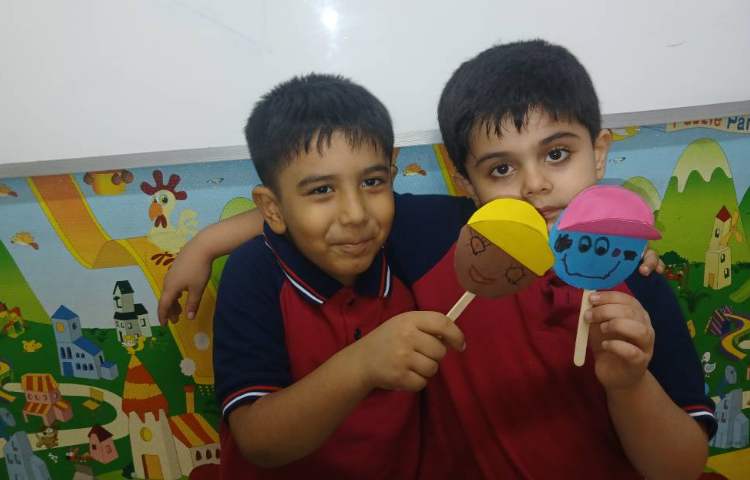 ایجاد انگیزه و درست کردن کاردستی " آدمک " برای صدای " آ " 1