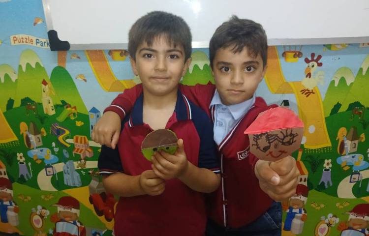 ایجاد انگیزه و درست کردن کاردستی " آدمک " برای صدای " آ " 2