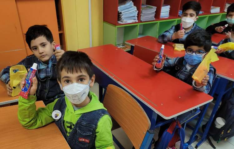 :ایجاد انگیزه ی نشانه ی "ش" و جشن اسم آقای رایان رضاییان 4