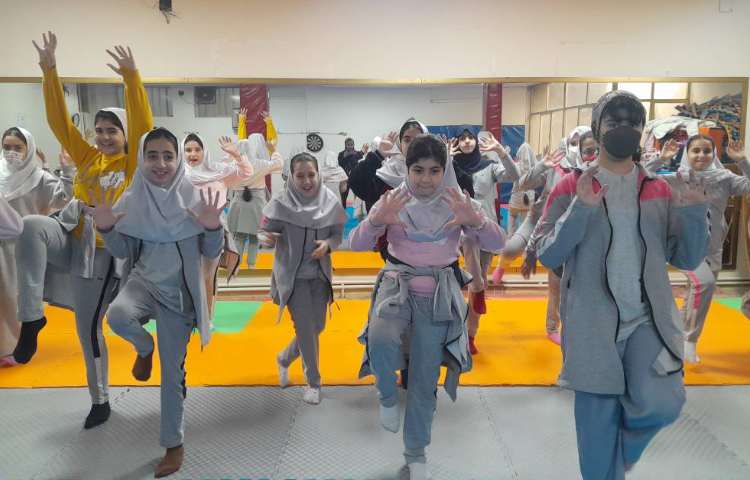 ایستگاه تندرستی 3