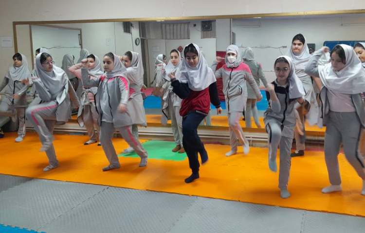 ایستگاه تندرستی 3