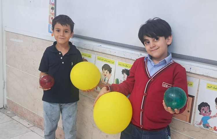 بادکنک بازی با هدف بالابردن تمرکز هماهنگی عضلات و واکنش سریع 5
