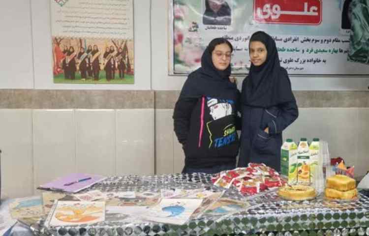 بازارچه خیریه متوسطه اول و دوم دخترانه شرق علوی در تاریخ 8 اسفند 1402 برگزار شد. 12
