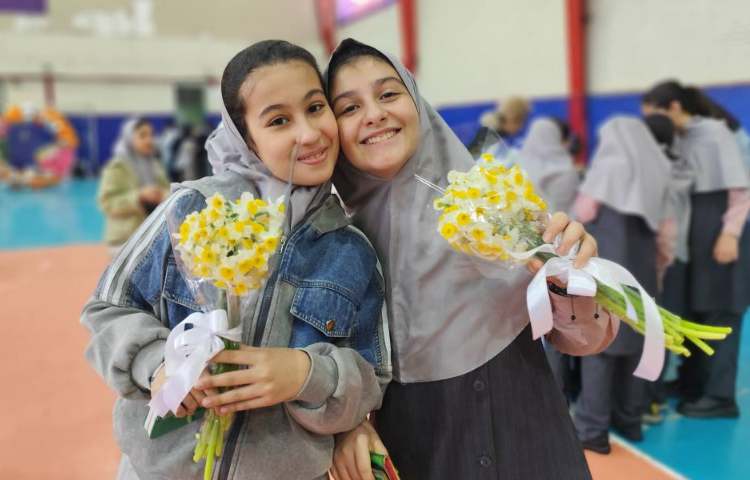 بازارچه خیریه نوروز 42