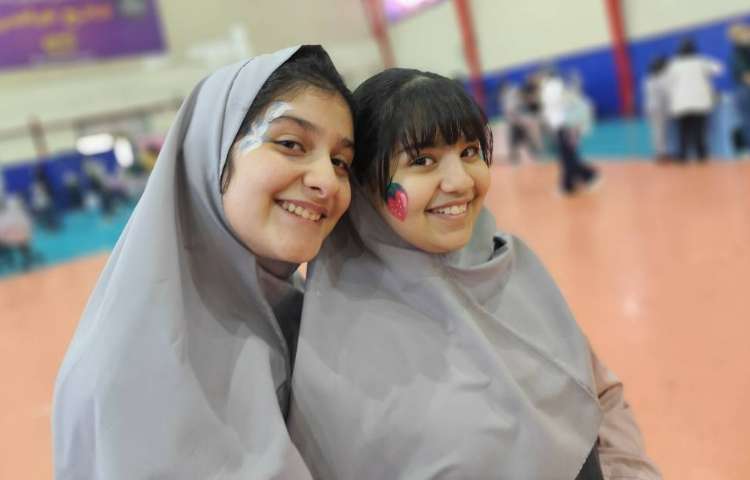 بازارچه خیریه نوروز 60