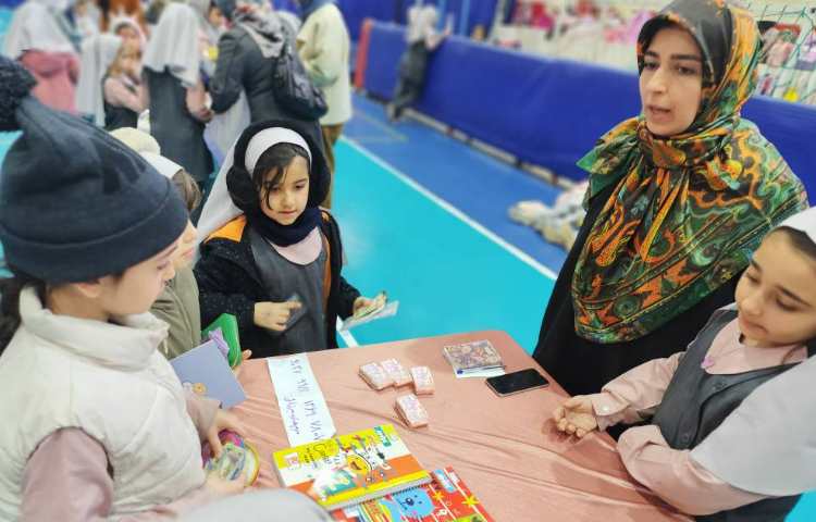 بازارچه خیریه نوروز 67