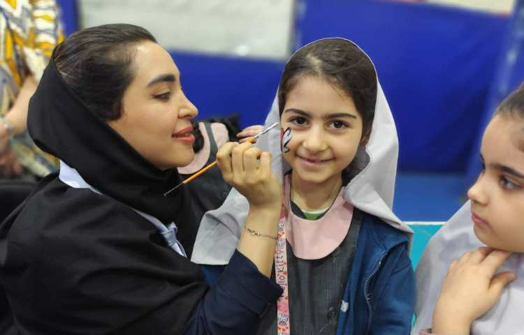 بازارچه خیریه نوروز 69