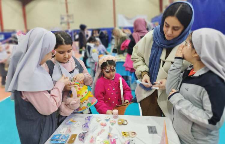 بازارچه خیریه نوروز 72