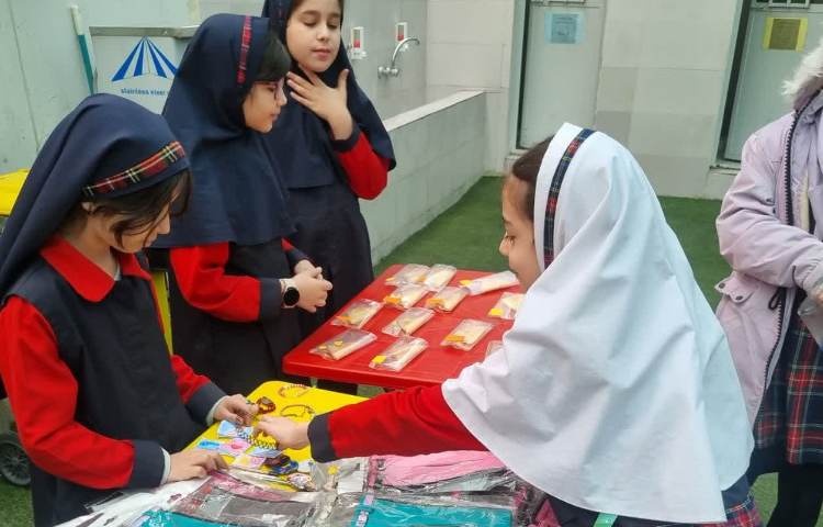 بازارچه خیریه 11