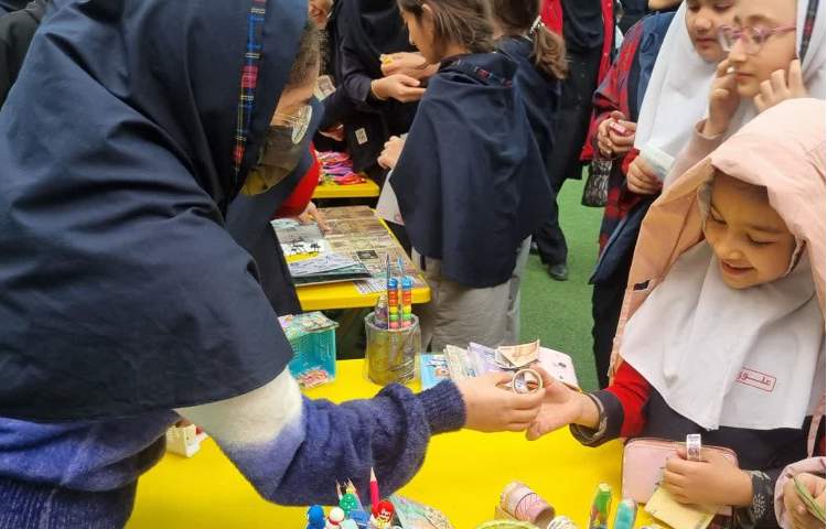 بازارچه خیریه 12