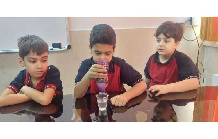 بازدید از ازمایشگاه انجام فعالیت تصفیه آب