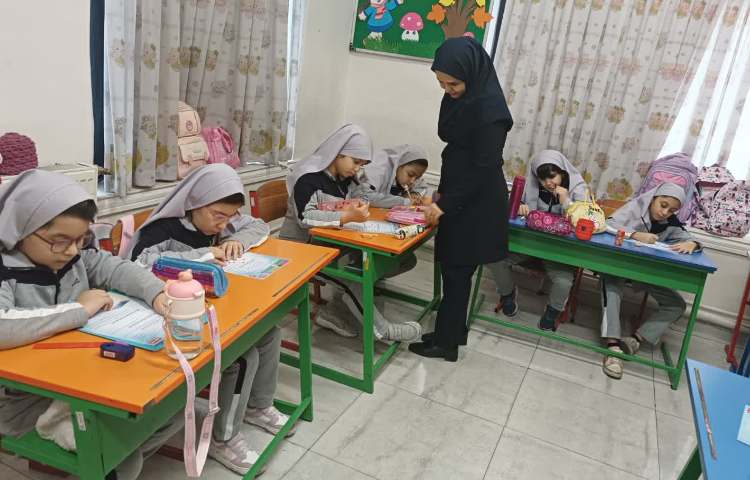 بازدید از برگزاری تورنمنت علمی 4