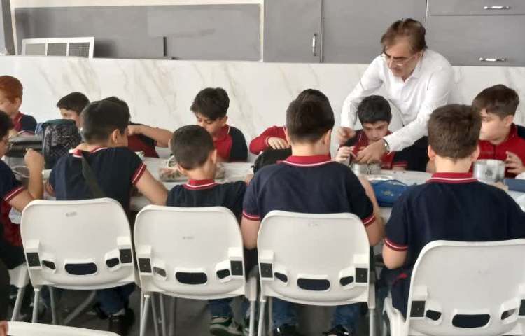 بازدید از سالن ناهارخوری 2