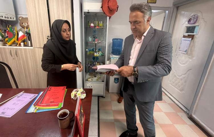 بازدید بازرس آموزش و پرورش منطقه 13 3