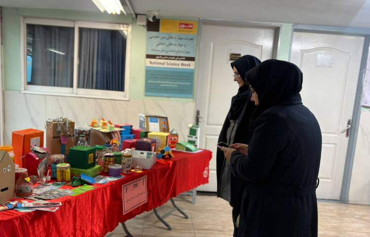 بازدید بازرس محترم دفتر مرکزی از نمایشگاه دوسالانه هنر