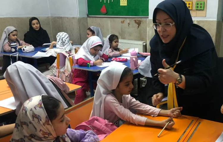 بازدید بازرس محترم واحد دبستان