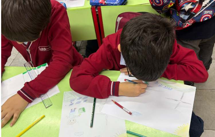 بازدید سرکار خانم آرین از دفتر مرکزی دپارتمان هنر از کلیه پایه ها 6