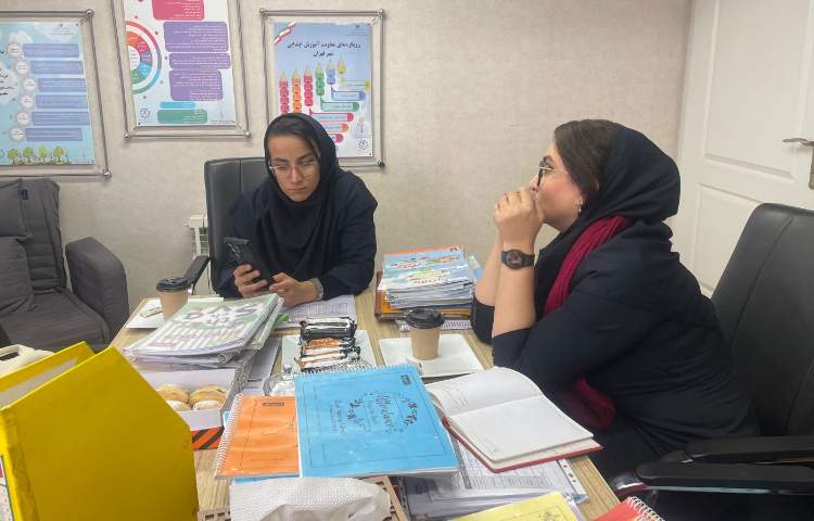 بازدید سرکار خانم فیاض مسئول محترم دپارتمان زبان موسسه علوی 4