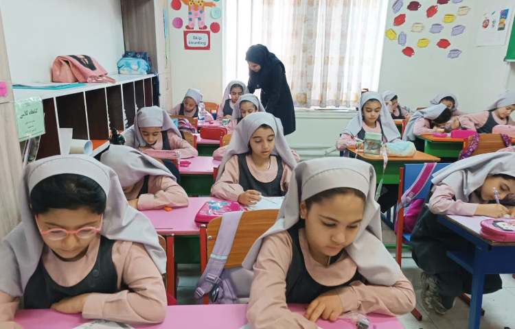 بازدید معاون آموزشی از برگزاری سنجش 4