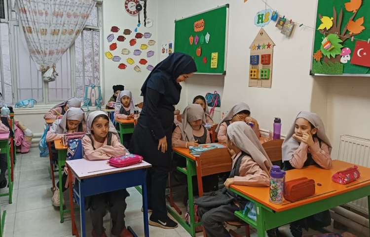 بازدید معاون آموزشی 9