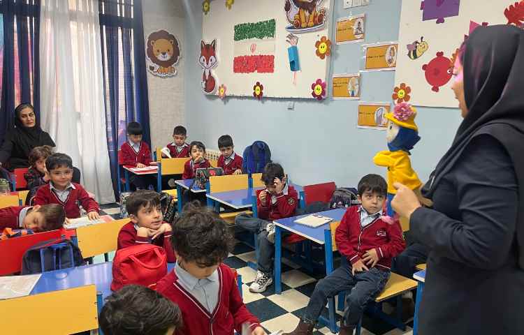 بازدید معاون محترم آموزش دفتر مرکزی علوی و ارزیابی روند آموزشی 5