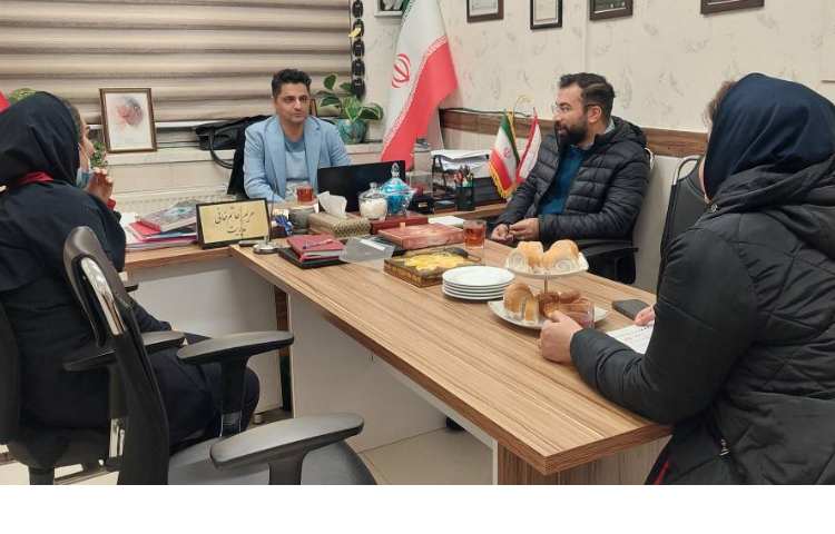 بازدید هیئت مدیره و سایر عوامل ستادمرکزی علوی از دبستان