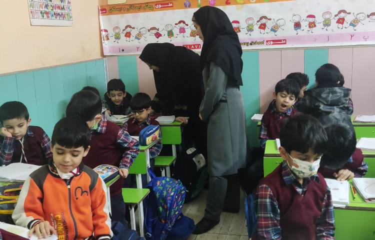 بازدید کلاس اول خانم رسولی 5