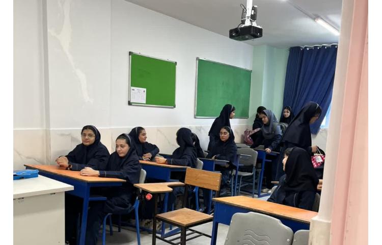 بازگشای پایگاه تابستانی مدرسه 6