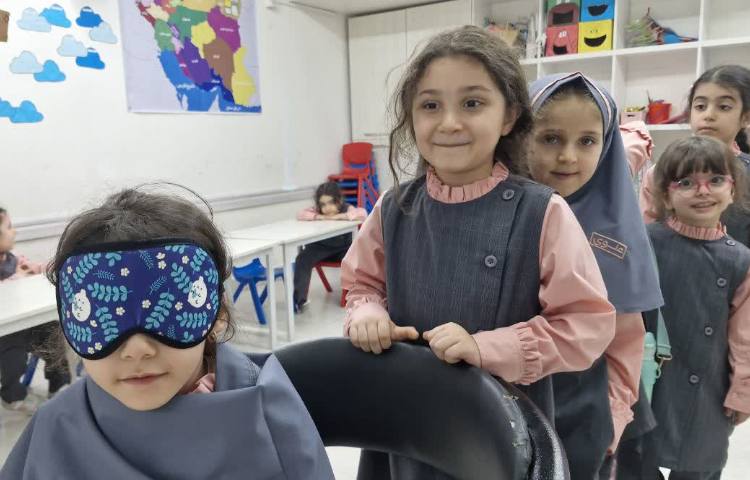 بازی"این صدای کیه" 2