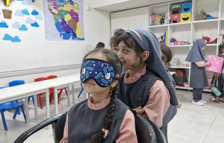 بازی"این صدای کیه" 3