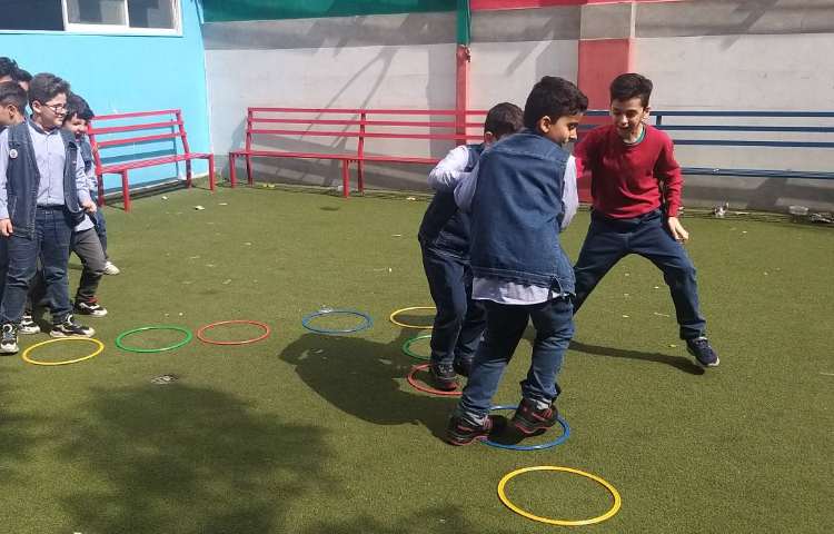 بازیهای حرکتی ریتمیک به وسیله حلقه چابکی 14