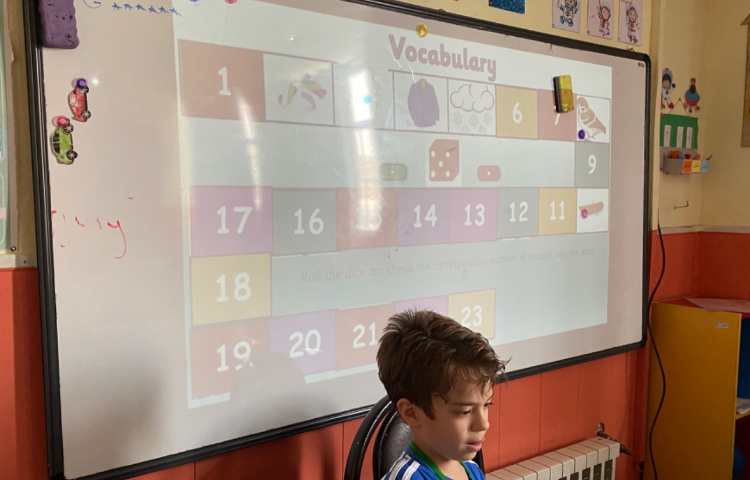 بازی آنلاین مربوط به دوره حروف oa,ow, o-e 1