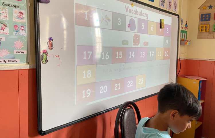 بازی آنلاین مربوط به دوره حروف oa,ow, o-e 6