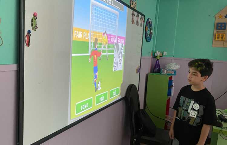 بازی آنلاین مربوط به ai,ay, a-e 4