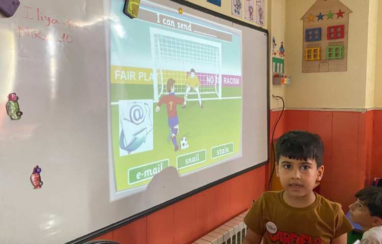 بازی آنلاین مربوط به ai,ay, a-e 7