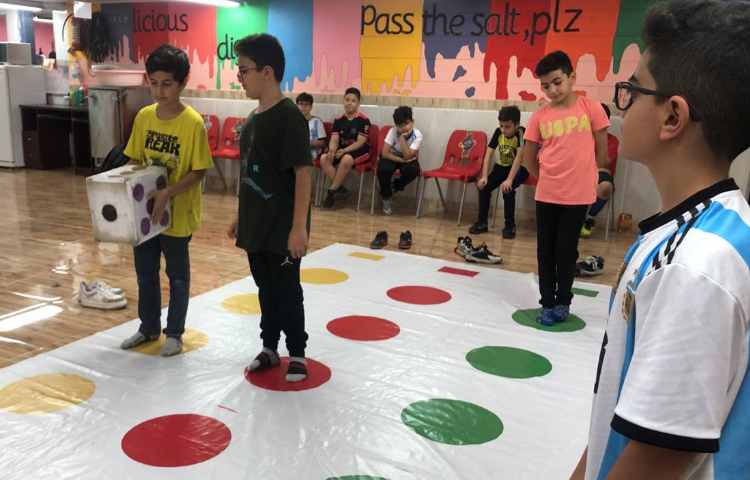 بازی اطلاعات عمومی با تاس و صفحه 1