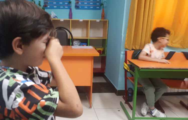 بازی با احساسات کلاس زبان زرافه 3