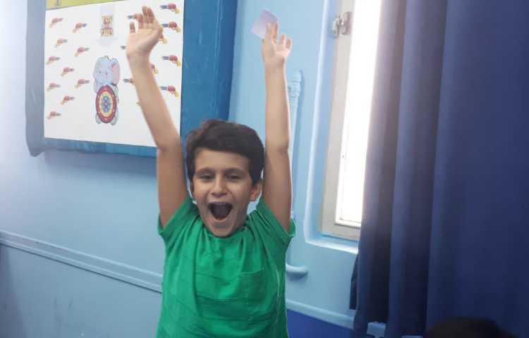 بازی با احساسات کلاس زبان زرافه 6