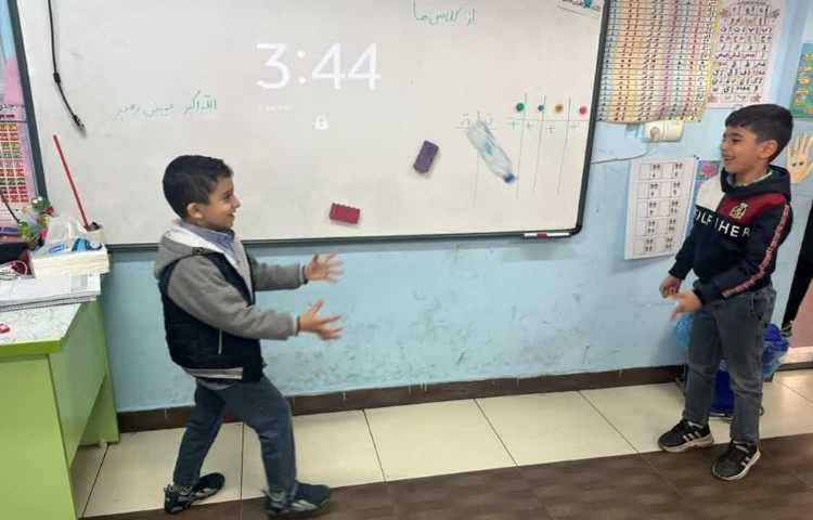 بازی با بطری جهت تثبیت نشانه ط 3